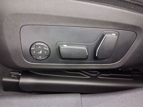 New 2026 BMW 330i 330i NA w/ Convenience Package image 13