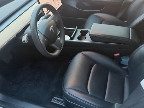 Used 2020 Tesla Model 3 Standard Range Plus image 8