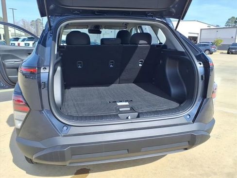 New 2026 Hyundai Kona SE image 16