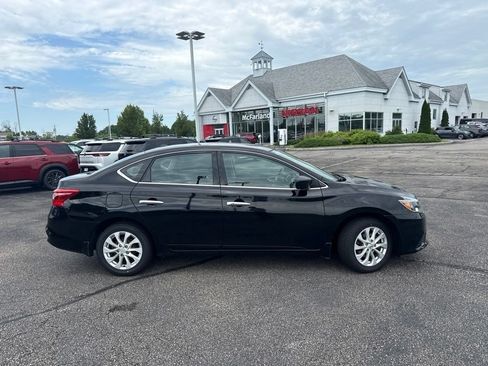 Used 2019 Nissan Sentra SV w/ Exterior Package FWD image 2