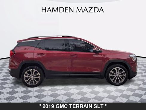 Used 2019 GMC Terrain SLT w/ Preferred Package AWD/4WD image 2