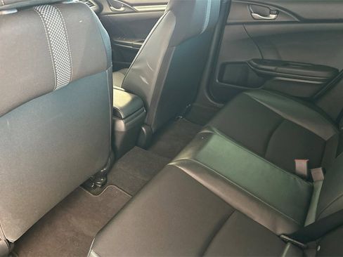 Used 2019 Honda Civic Sport image 9