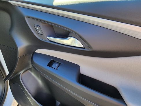 New 2026 Buick Envista Avenir image 36