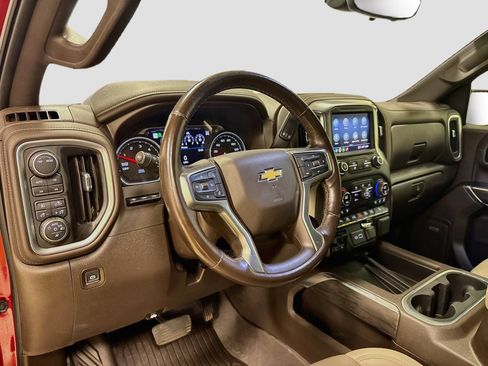 Used 2021 Chevrolet Silverado 1500 LTZ w/ LTZ Premium Package AWD/4WD image 9