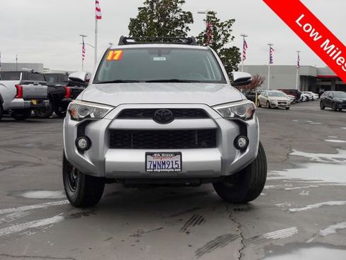 Certified 2017 Toyota 4Runner SR5 Premium w/ Preferred Accessory Package image 2