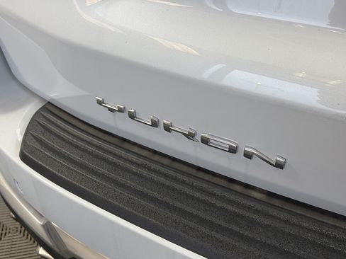 Used 2026 GMC Yukon Denali w/ LPO, Floor Liner Package AWD/4WD image 18