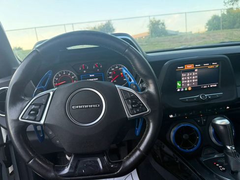 Used 2020 Chevrolet Camaro LT RWD image 12