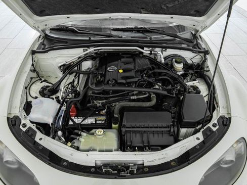 Used 2008 MAZDA MX-5 Miata Grand Touring w/ Premium Pkg RWD image 42