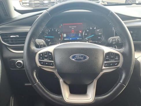 Certified 2021 Ford Explorer XLT w/ Equipment Group 202A image 22
