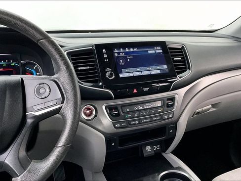 Used 2021 Honda Pilot EX image 7
