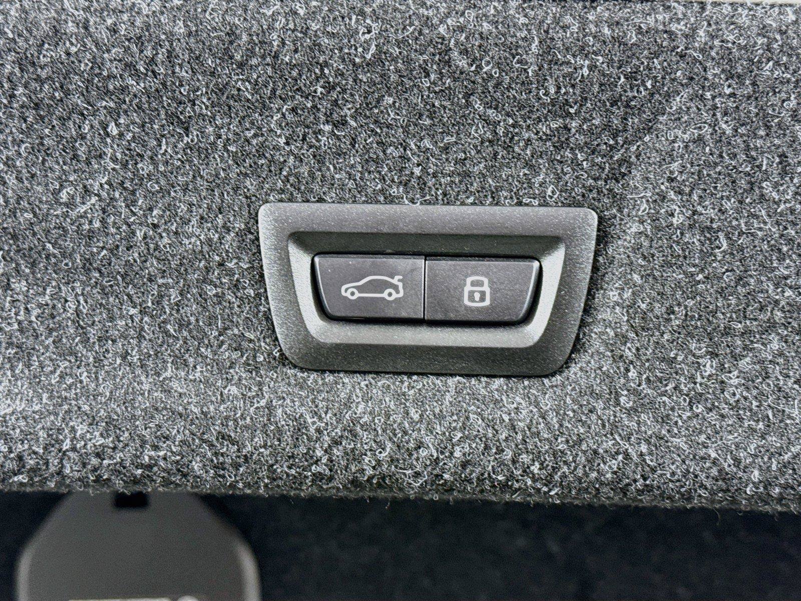 Used 2026 BMW 330i Sedan RWD image 40
