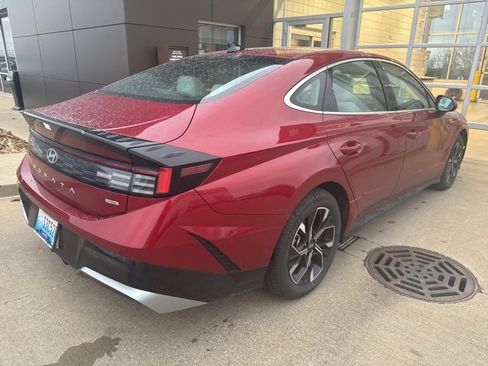 Used 2025 Hyundai Sonata SEL image 4
