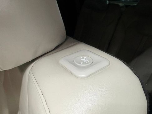 Used 2021 Kia Sorento S FWD image 42