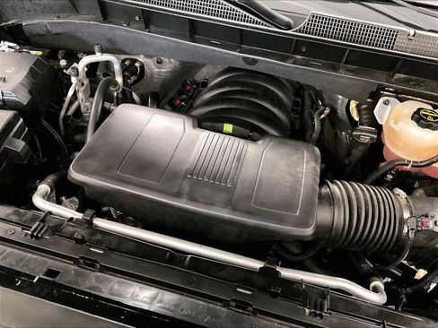 Used 2025 Chevrolet Silverado 1500 High Country w/ Technology Package AWD/4WD image 36