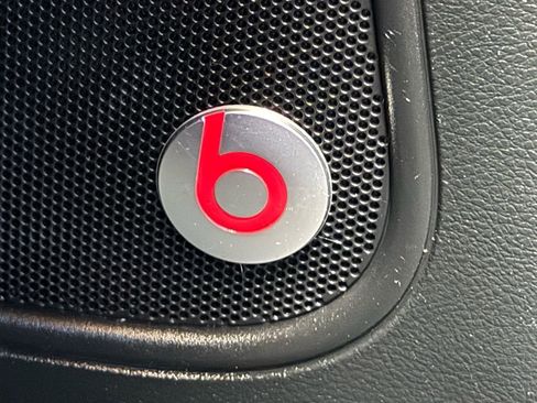 Used 2017 Dodge Charger R/T image 19