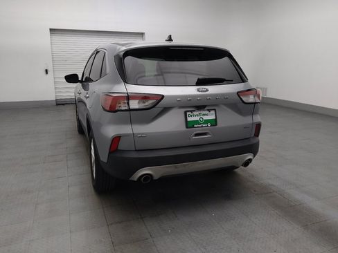 Used 2021 Ford Escape SE FWD image 6