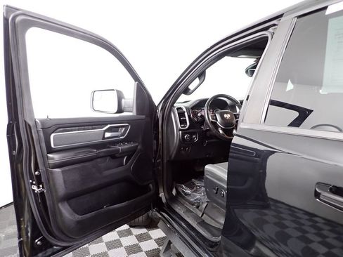 Used 2021 RAM 1500 Big Horn AWD/4WD image 17