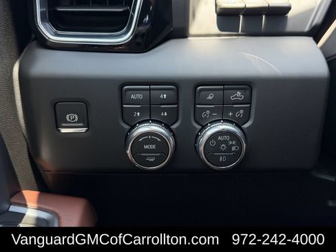 New 2026 GMC Sierra 2500 Denali Ultimate AWD/4WD image 19