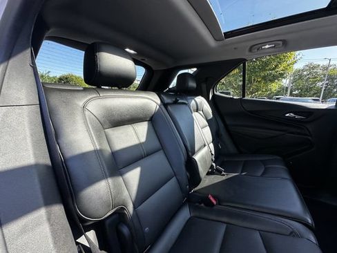 Used 2024 Chevrolet Equinox Premier AWD/4WD image 37