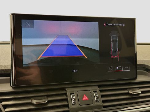 Used 2022 Audi Q5 2.0T Premium w/ Convenience Package image 23