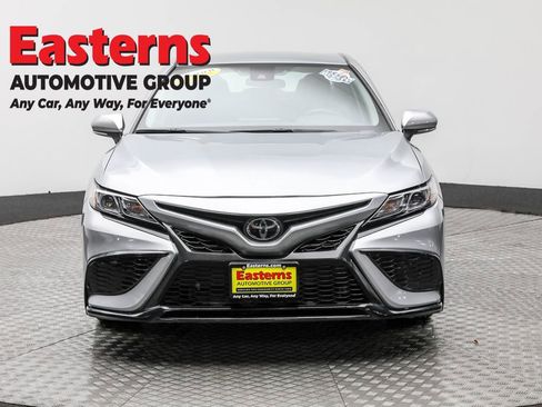 Used 2024 Toyota Camry SE FWD image 2