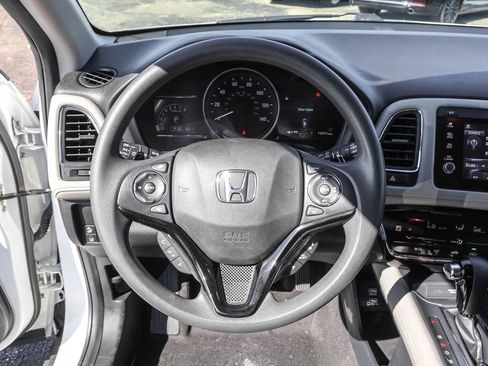 Used 2022 Honda HR-V EX image 18