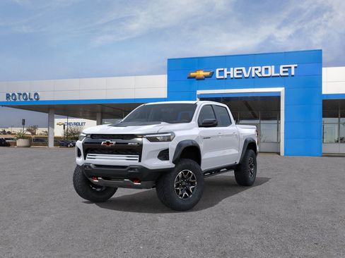 New 2026 Chevrolet Colorado ZR2 w/ Technology Package AWD/4WD image 8