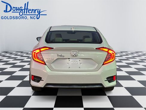 Used 2020 Honda Civic EX-L image 4