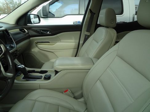 Used 2019 GMC Acadia Denali w/ Technology Package image 6