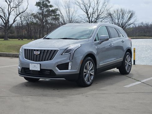 New 2026 Cadillac XT5 Premium Luxury w/ Driver Assist Package image 2