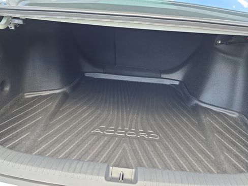 Used 2024 Honda Accord Touring image 12