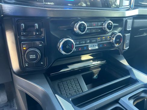 New 2025 Ford F350 Lariat w/ Lariat Ultimate Package image 38