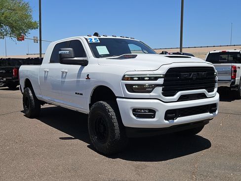 Used 2025 RAM 2500 Laramie w/ Night Edition AWD/4WD image 3
