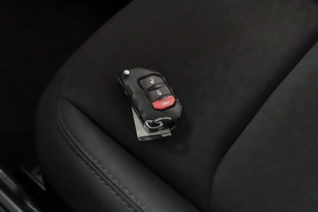Used 2018 Jeep Wrangler Sport AWD/4WD image 46
