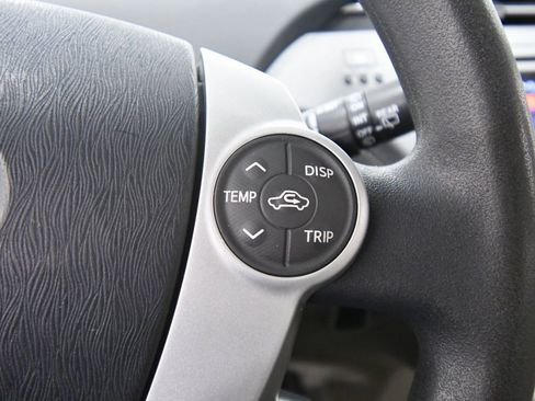 Used 2014 Toyota Prius Two image 17