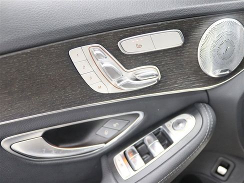 Used 2019 Mercedes-Benz C 300 4MATIC Sedan image 25