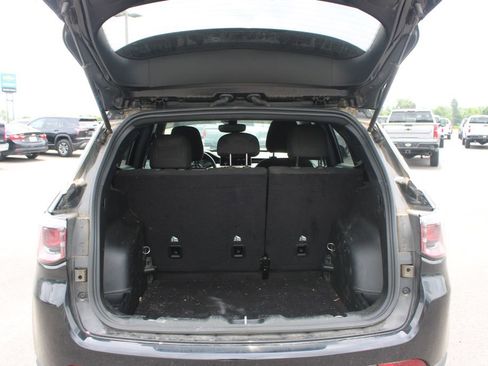 Used 2024 Jeep Compass Sport AWD/4WD image 12