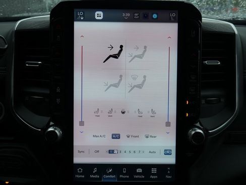 Used 2025 RAM 2500 Laramie image 24