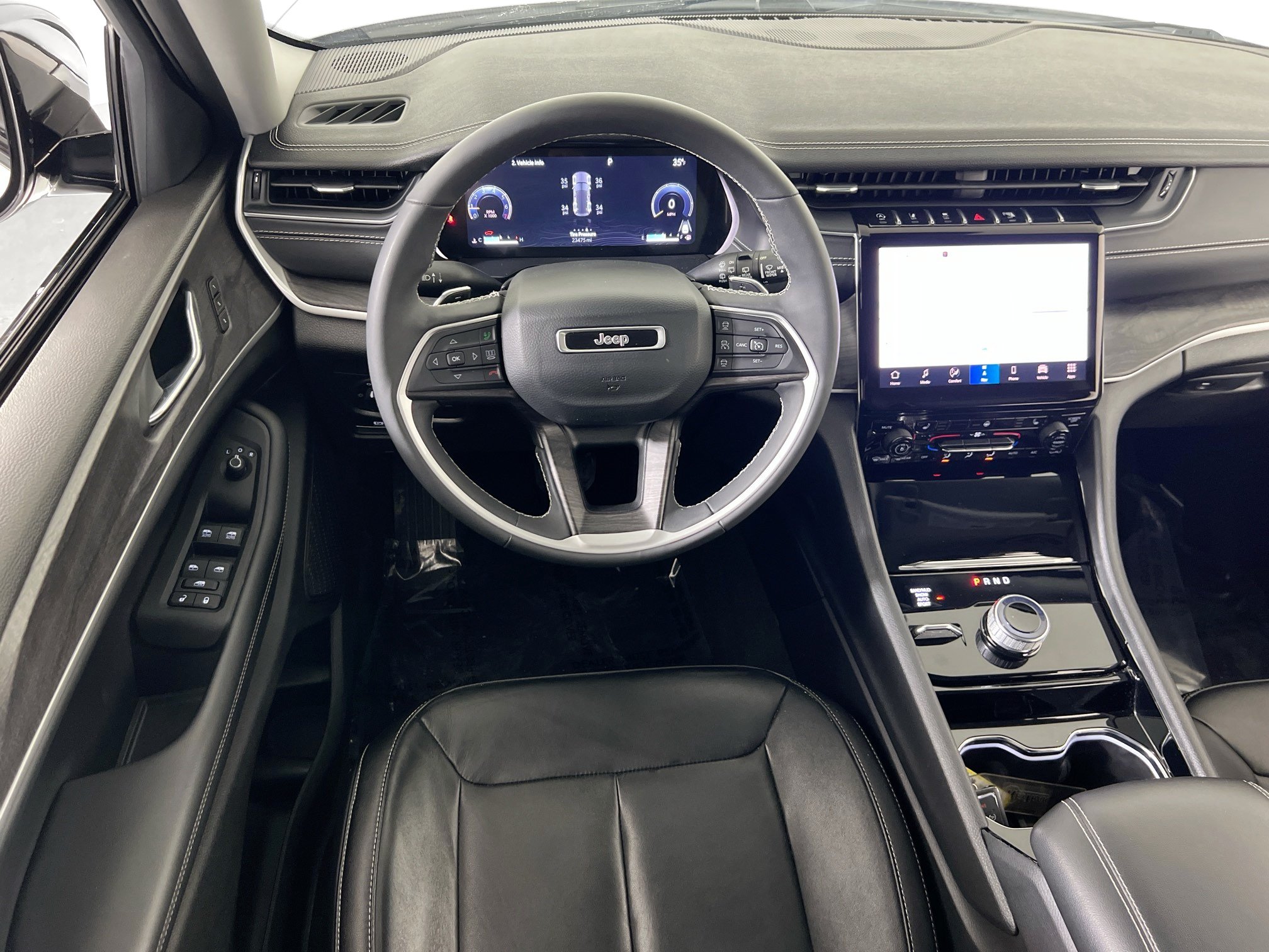 Used 2023 Jeep Grand Cherokee Limited AWD/4WD image 22