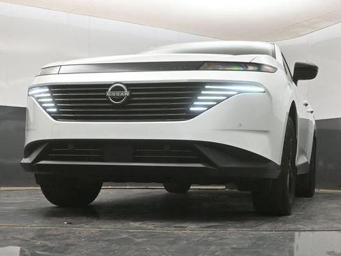 Certified 2025 Nissan Murano SV image 15