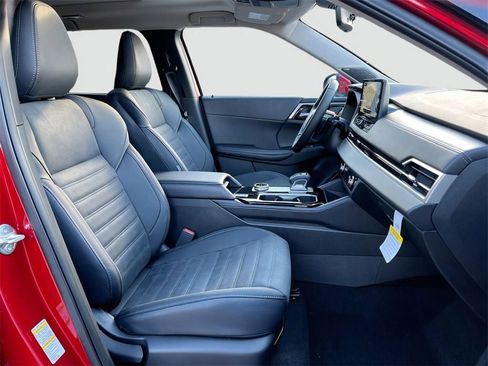 New 2025 Mitsubishi Outlander SE image 34
