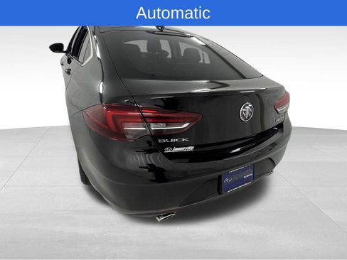 Used 2018 Buick Regal Preferred FWD image 5