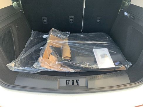 New 2026 Lincoln Corsair Premiere AWD/4WD image 5