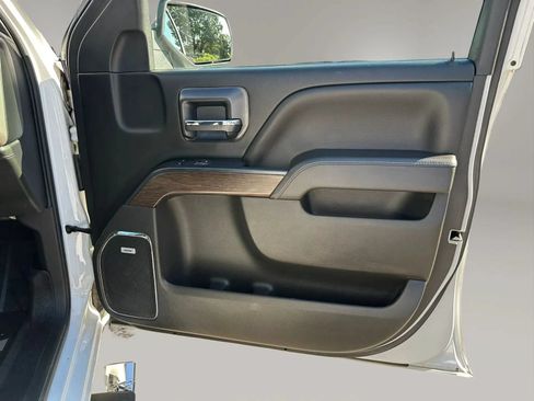 Used 2018 GMC Sierra 1500 Denali AWD/4WD image 22