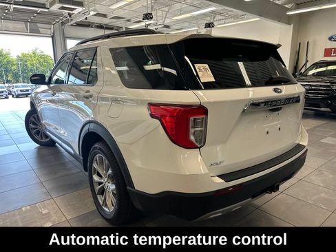 Used 2023 Ford Explorer XLT w/ Equipment Group 202A AWD/4WD image 13