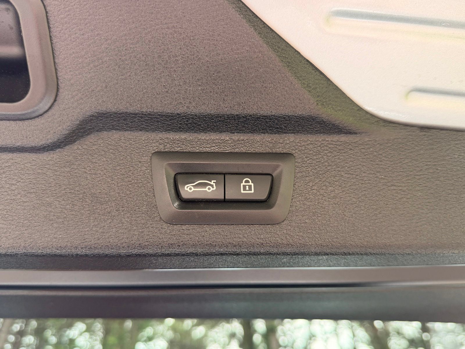 Used 2018 BMW X5 M AWD/4WD image 18