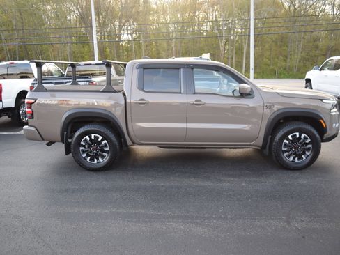 Used 2023 Nissan Frontier PRO-4X w/ Pro Convenience Package AWD/4WD image 3