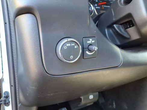 New 2025 GMC Savana 2500 w/ Enhanced Convenience Package image 17