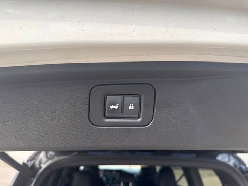 Certified 2025 Nissan Armada PRO-4X w/ Pro-4X Premium Package AWD/4WD image 20