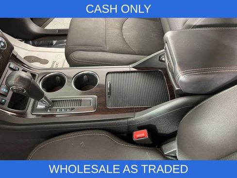 Used 2017 Chevrolet Traverse LT w/ Style and Technology Package image 24